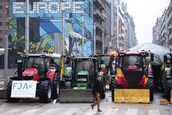 Gewelddadige boerenprotesten in het centrum van Brussel