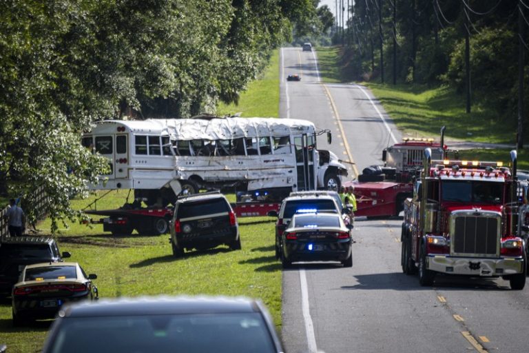 Zeker acht seizoenarbeiders omgekomen bij busongeluk in Florida