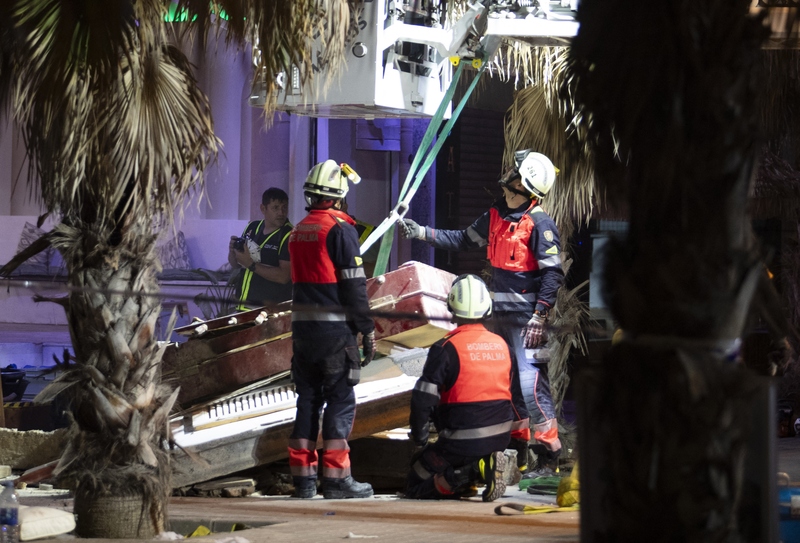 Zeker vier doden na instorting restaurant op Mallorca ANP 499386448 1