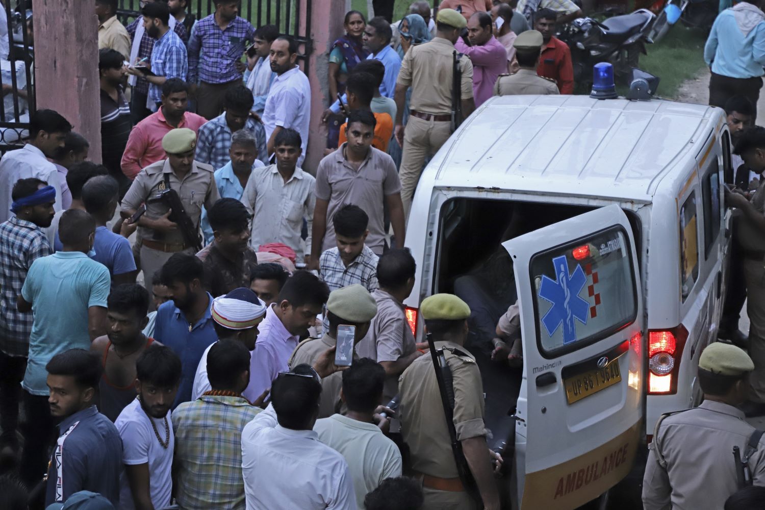 India: minstens 116 mensen komen om in stormloop