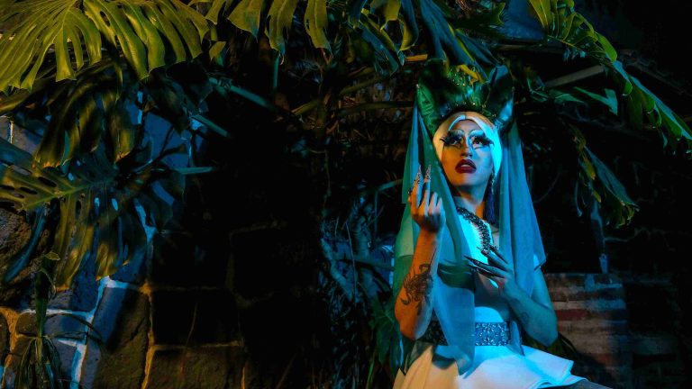 Drag queens schudden het patriarchaat en het katholicisme op de Filipijnen wakker