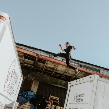 Op de daken van Algiers. ‘Wanneer ik aan parkour doe, ben ik alleen met het beton’