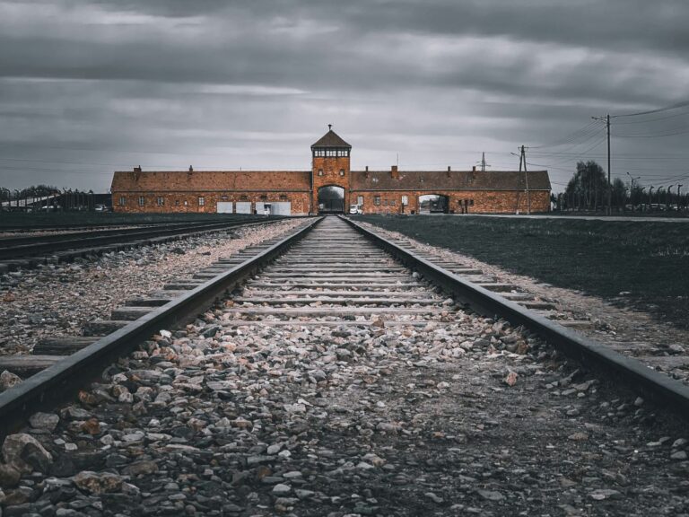 Wereld herdenkt bevrijding Auschwitz, dit jaar tachtig jaar geleden