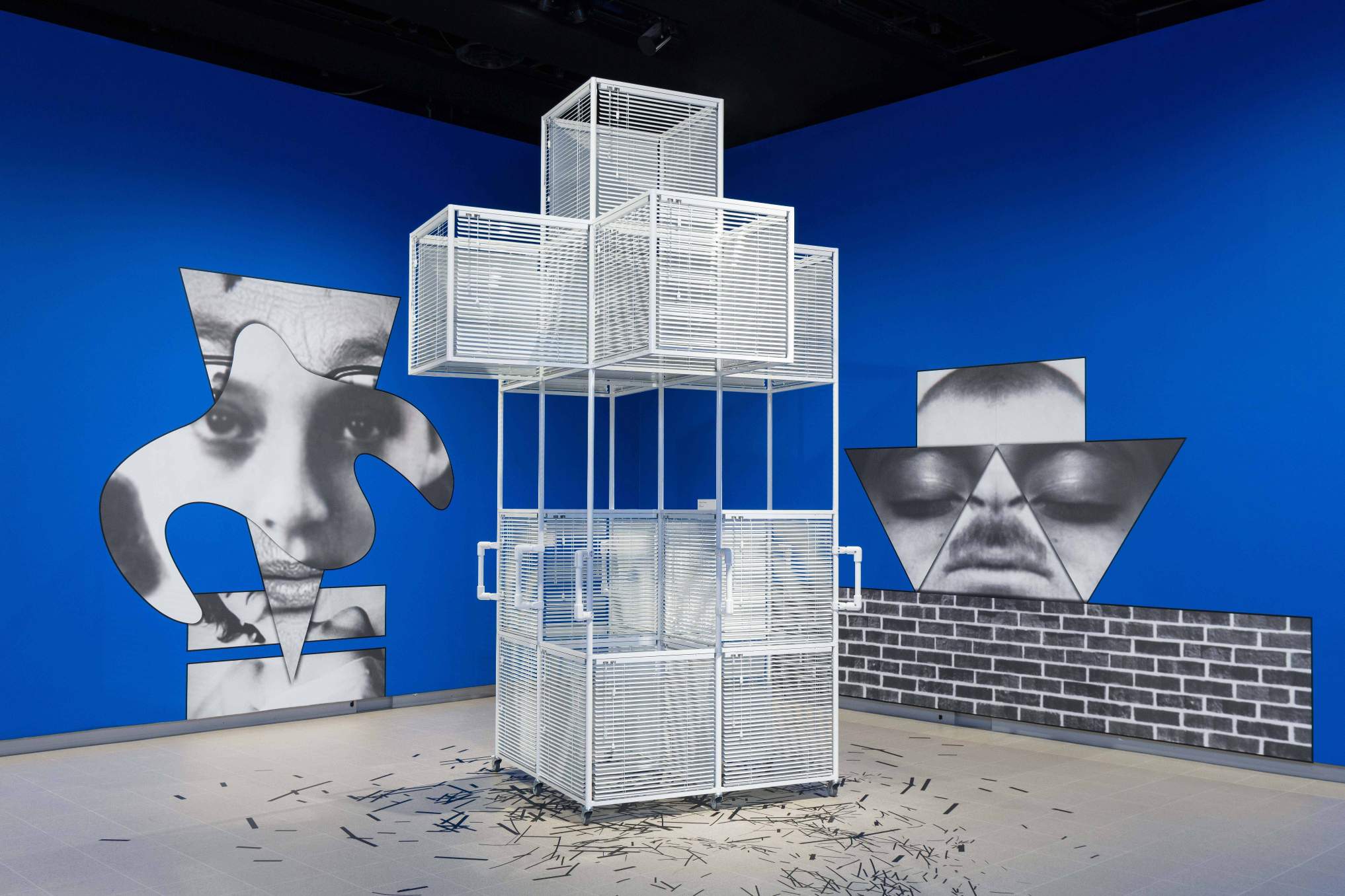 De dansende installaties van Haegue Yang