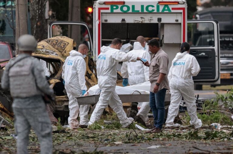 Colombia in rouw na twee moordaanslagen in Cali en Amalfi