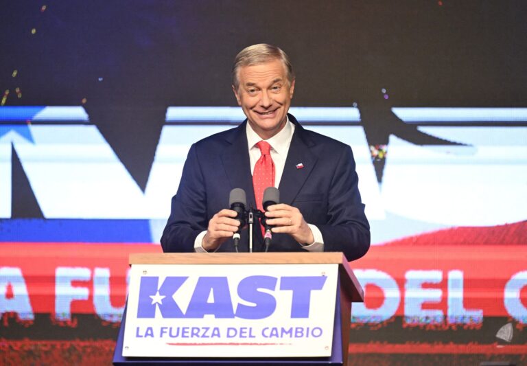 Chili: ultrarechtse kandidaat José Antonio Kast wint presidentsverkiezingen Chili: ultrarechtse kandidaat José Antonio Kast wint presidentsverkiezingen
