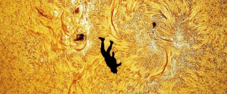 Skydiver en astrofotograaf beelden samen de val van Icarus uit