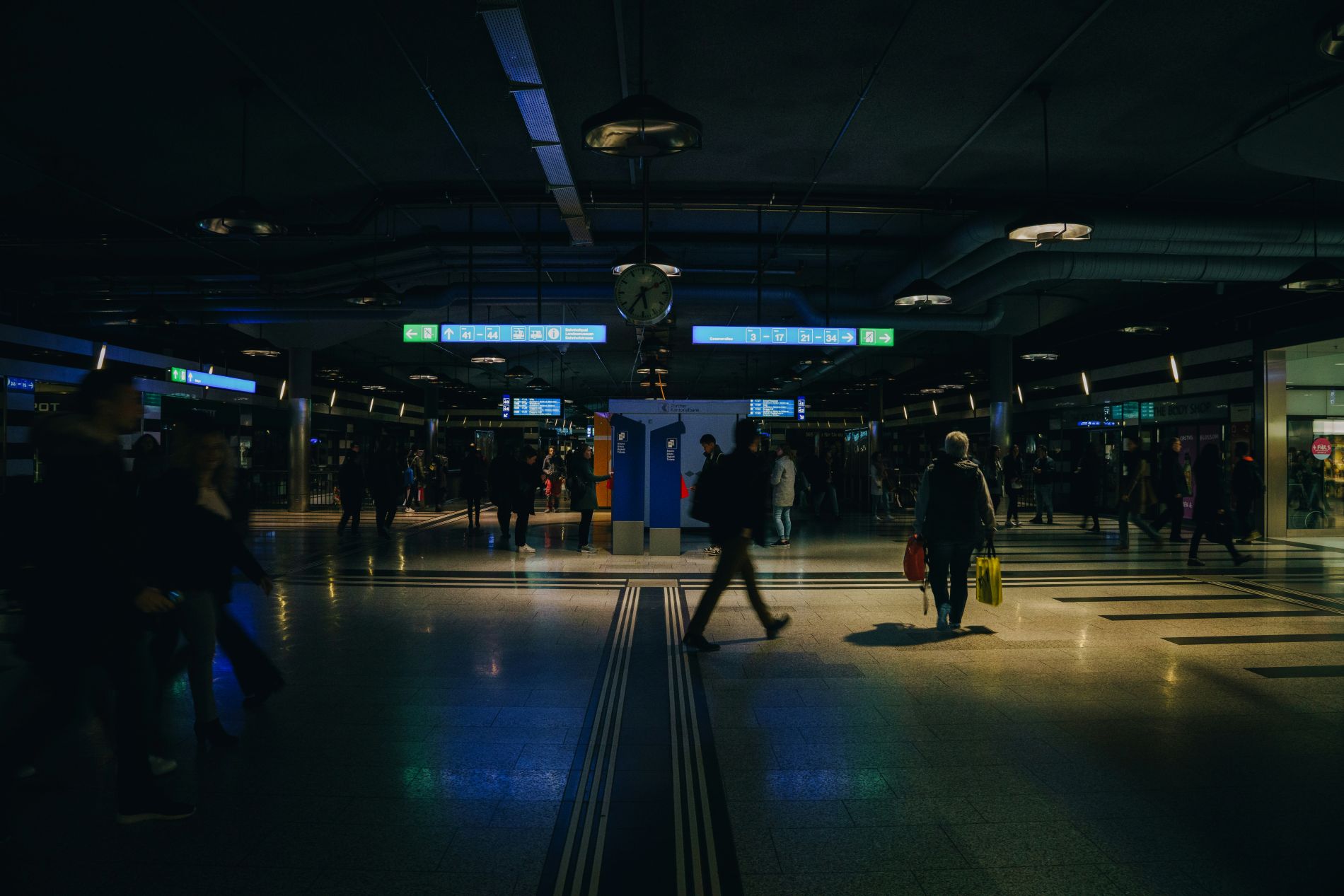 claudio schwarz uD nqIY8mqk unsplash