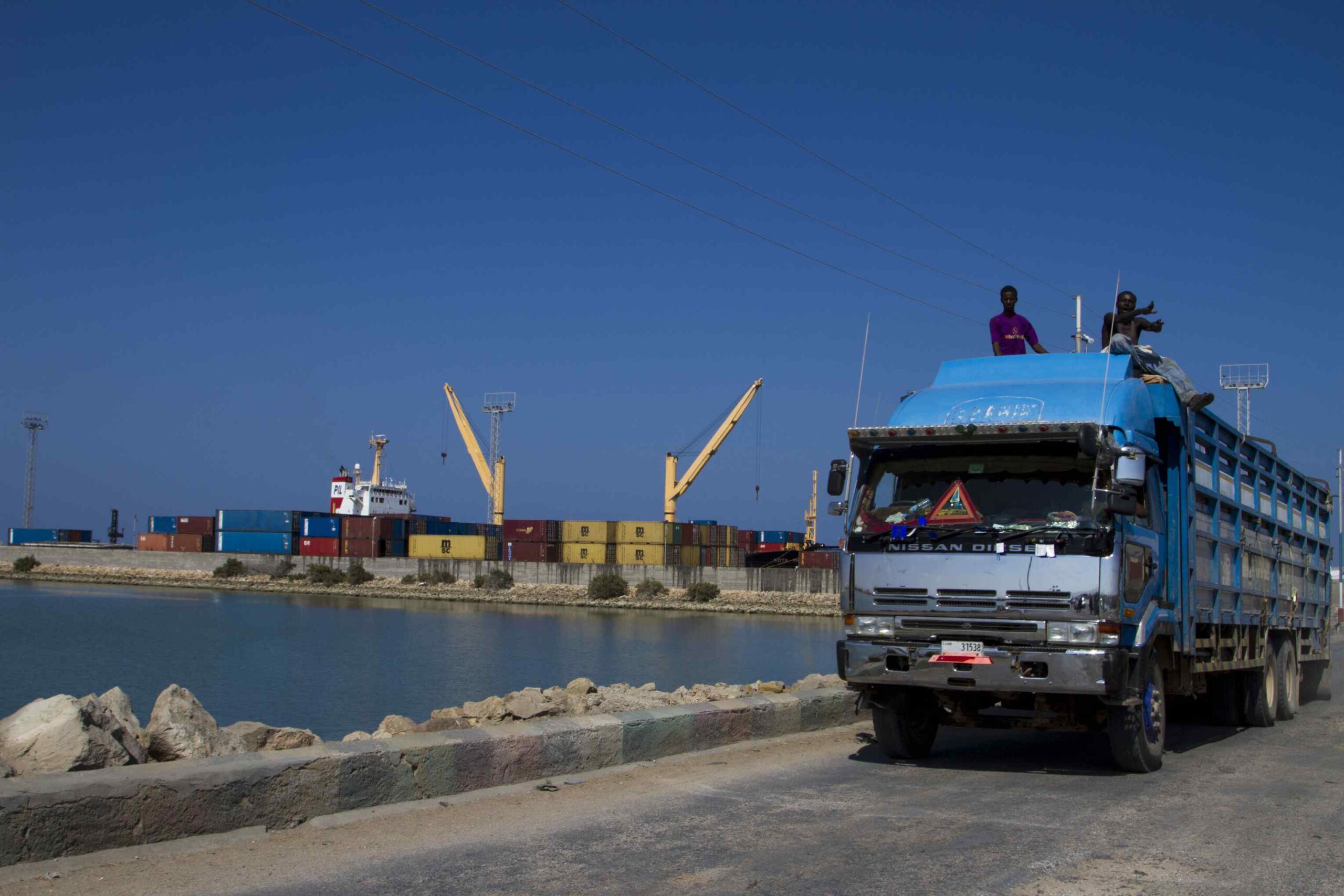 Oorlog in Iran slaat laatste anker Hoorn weg