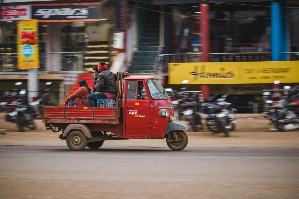 HO Ape India compressed