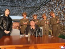 Wereldbeeld: de Kims gaan samen uit