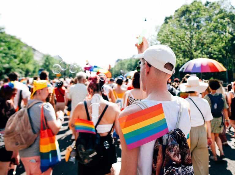 Boedapest: lhbtiq+-gemeenschap viert eerste Pride na Orbán