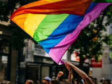 VS: Republikeinse staten dopen Pride Month om tot ‘maand van het gezin’