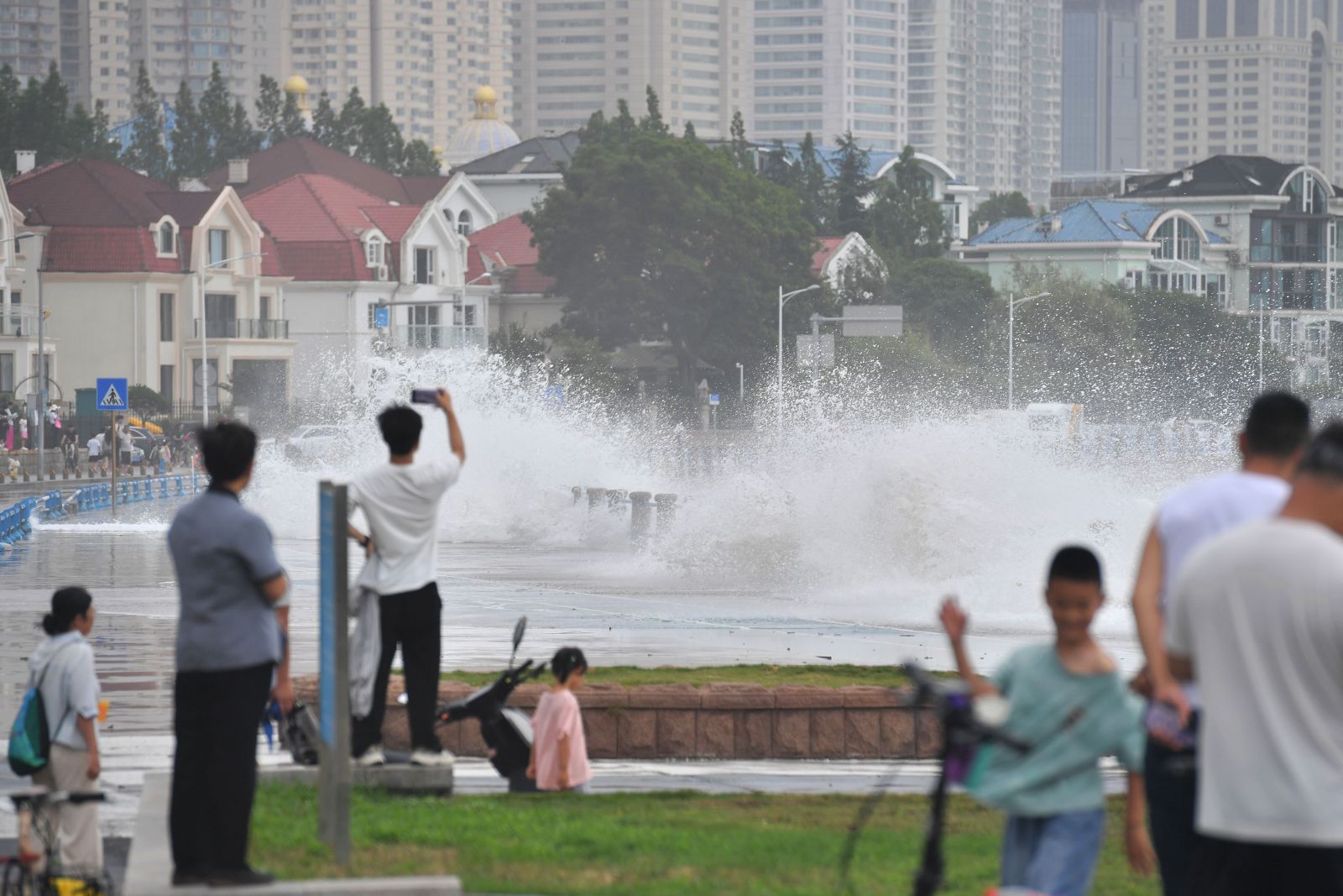 China: tyfoon Bavi aan land gekomen, ruim 1,7 miljoen mensen geëvacueerd