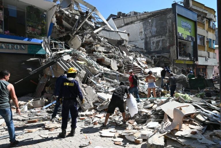 Colombia: ruim honderd mensen omgekomen bij zware aardbeving