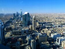 Houthi’s beweren Riyad te hebben aangevallen met ballistische raketten
