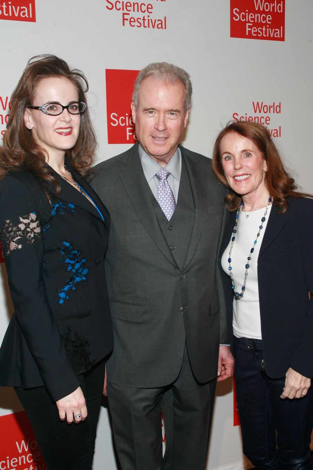 Vlnr. Rebekah Mercer, Robert Mercer en Diana Mercer tijdens het World Science Festival Gala in New York in 2014. – © Getty Images