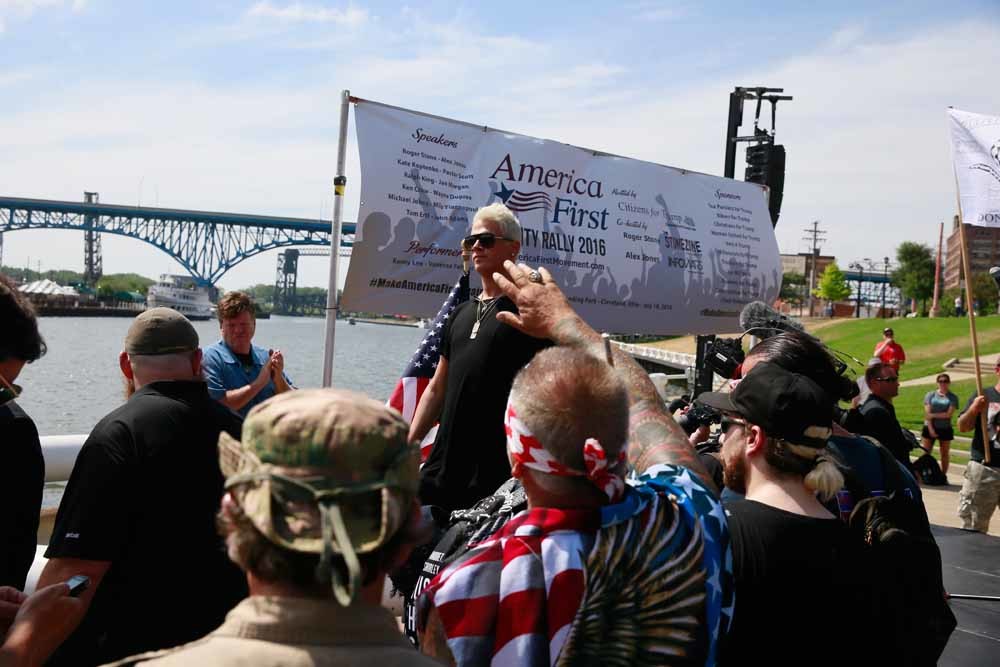 Voormalig Breitbart-redacteur en Trump-supporter Milo Yiannopoulos, die in februari de site verliet na controversiële uitspraken over pedofilie. – © HH