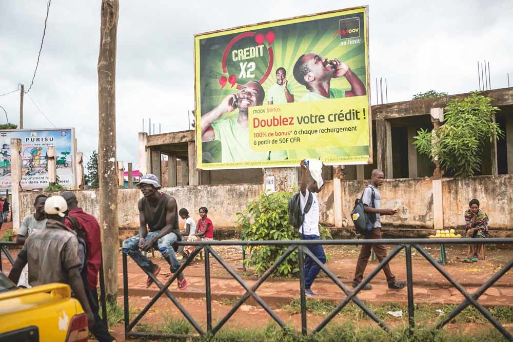 Straatbeeld in de hoofdstad Bangui. – © Jean Chung / Getty
