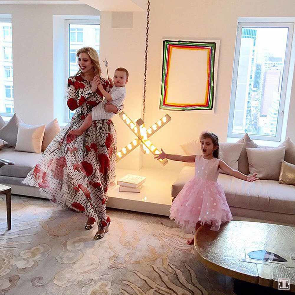  Werk van David Ostrowski in Ivanka Trump’s apartement. – © Ivanka Trump / Instagram