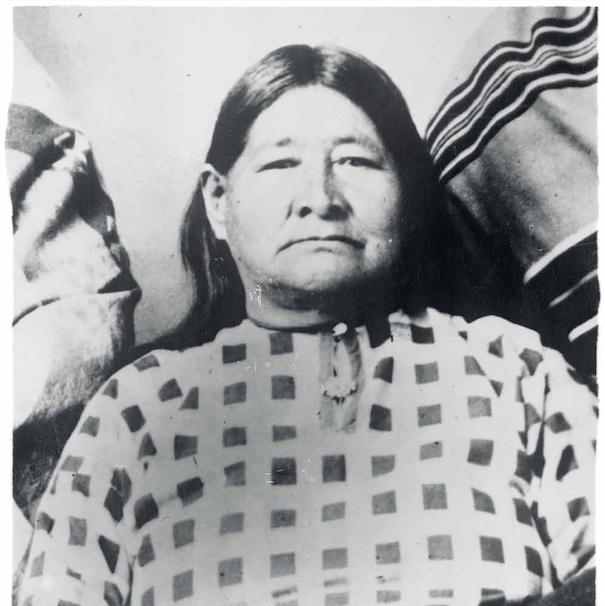 Mollie Burkhart (1) en haar zus Anna Brown (2), die op een dag plotseling verdween en later vermoord werd teruggevonden. Ze bleek lang niet de enige te zijn. – © Getty Images