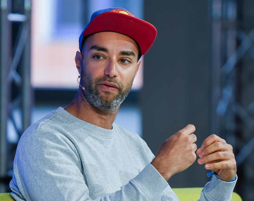 Ijad Madisch, viroloog en oprichter ResearchGate. ‘Wij proberen alles realtime te tonen, ruwe data, veldonderzoek, mislukte experimenten, analyses, definitieve gegevens, gedachte-experimenten, want ook dat is research.’ – © Jens Kalaene / Newscom