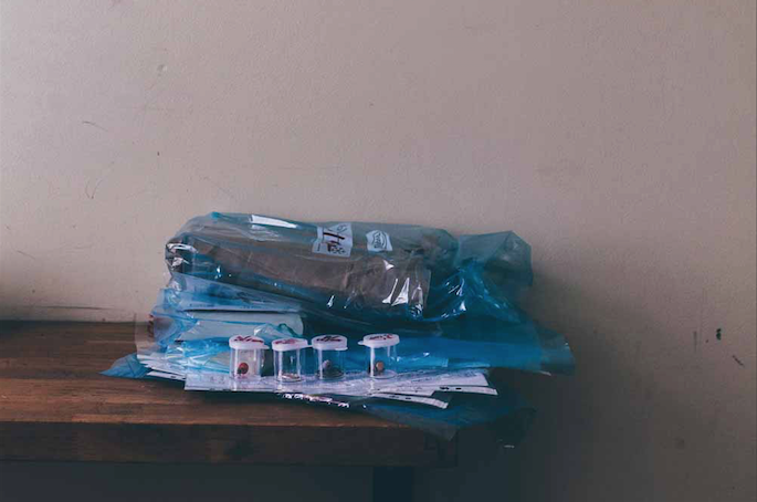 Gereinigde relikwieën van vorige relaties. – © Anna Eckold