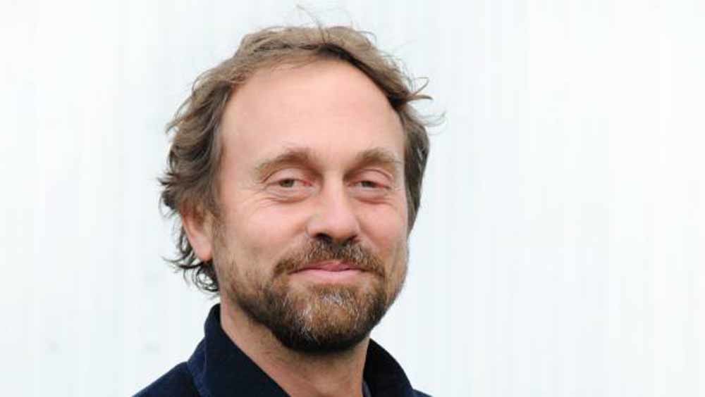 1. Cécile Meier; 2. Mark Reason.