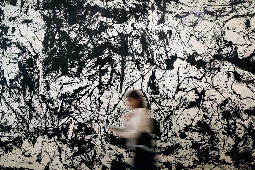 Het schilderij Picasso's Guernica in the style of Jackson Pollock. – © Christophe Ena / HH
