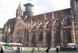 De Munster van Freiburg-kathedraal.