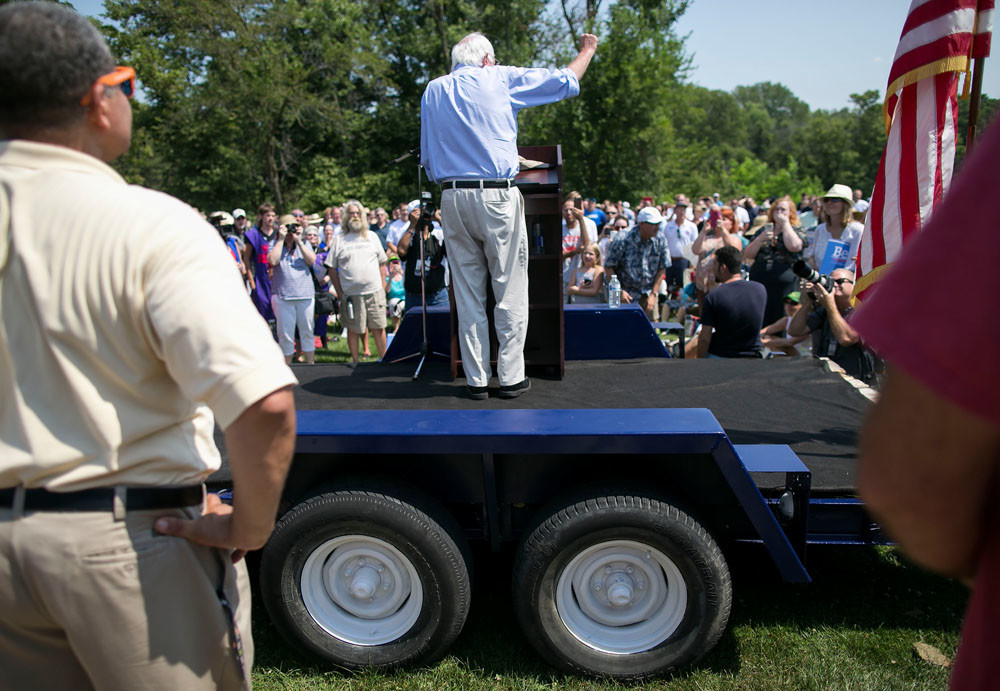 Toespraak tijdens de Scott County Democrats Picnic in the Park in Eldridge, Iowa. – © Al Drago / Getty Images