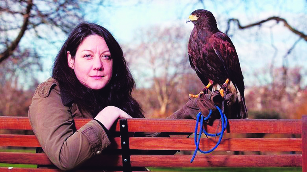 Helen Macdonald met Mabel