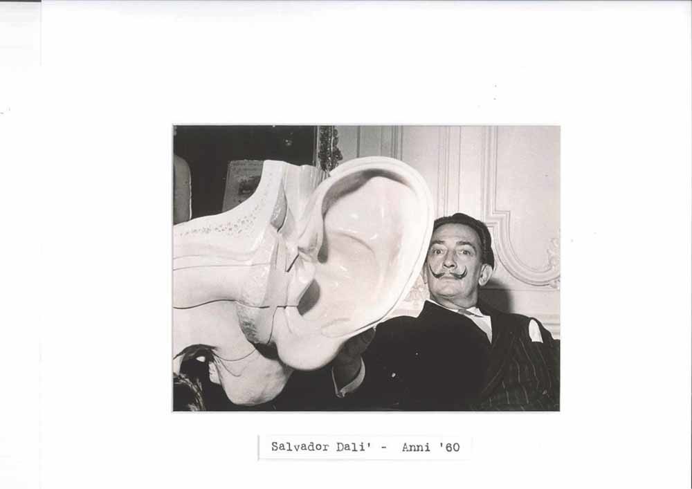 ‘The Famous Surrealist Painter and the Replica of the Ear’ - Salvador Dalí, 1960.  © American photographic agency Photoreporters inc.