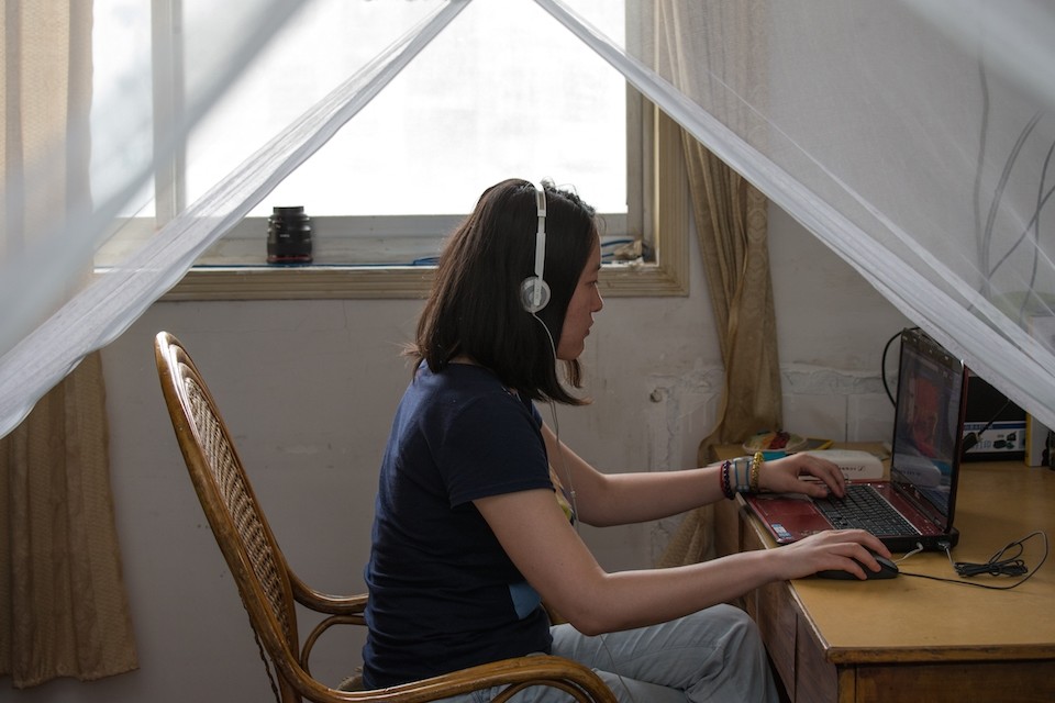 Alle iSherlock-vrijwilligers werken vanuit huis. © Yuan Liyang