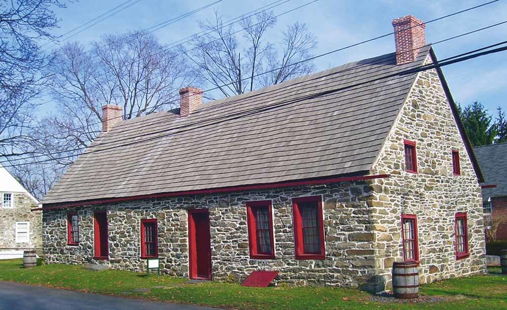 Jean Hasbrouck House in New Paltz, gebouwd door de nazaten van de Franstalige Hugenoten die zich in de Nederlandse kolonie vestigden.