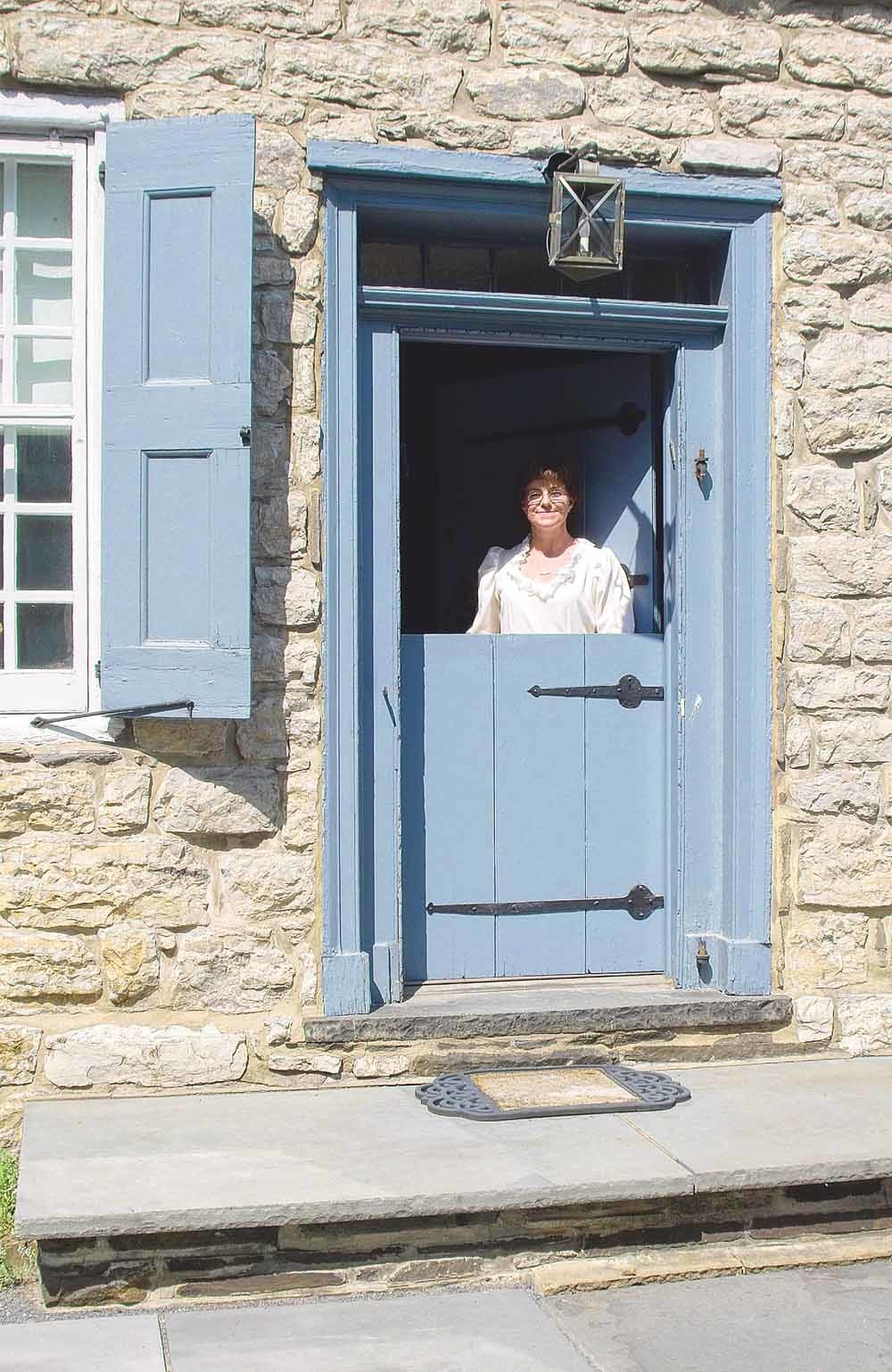 shd dutch door 1597
