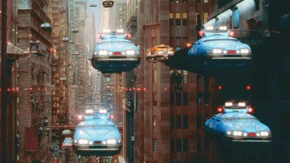 Vliegende auto’s in de film The Fifth Element (1997).