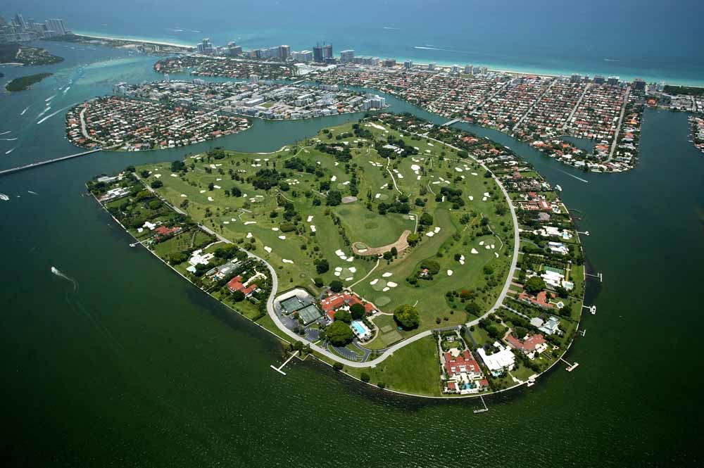 Indian Creek Village, een particulier eiland bij Miami met ruim tachtig supperrijke bewoners, onder wie veel politieke donateurs. – © Scott Morgan / Reuters