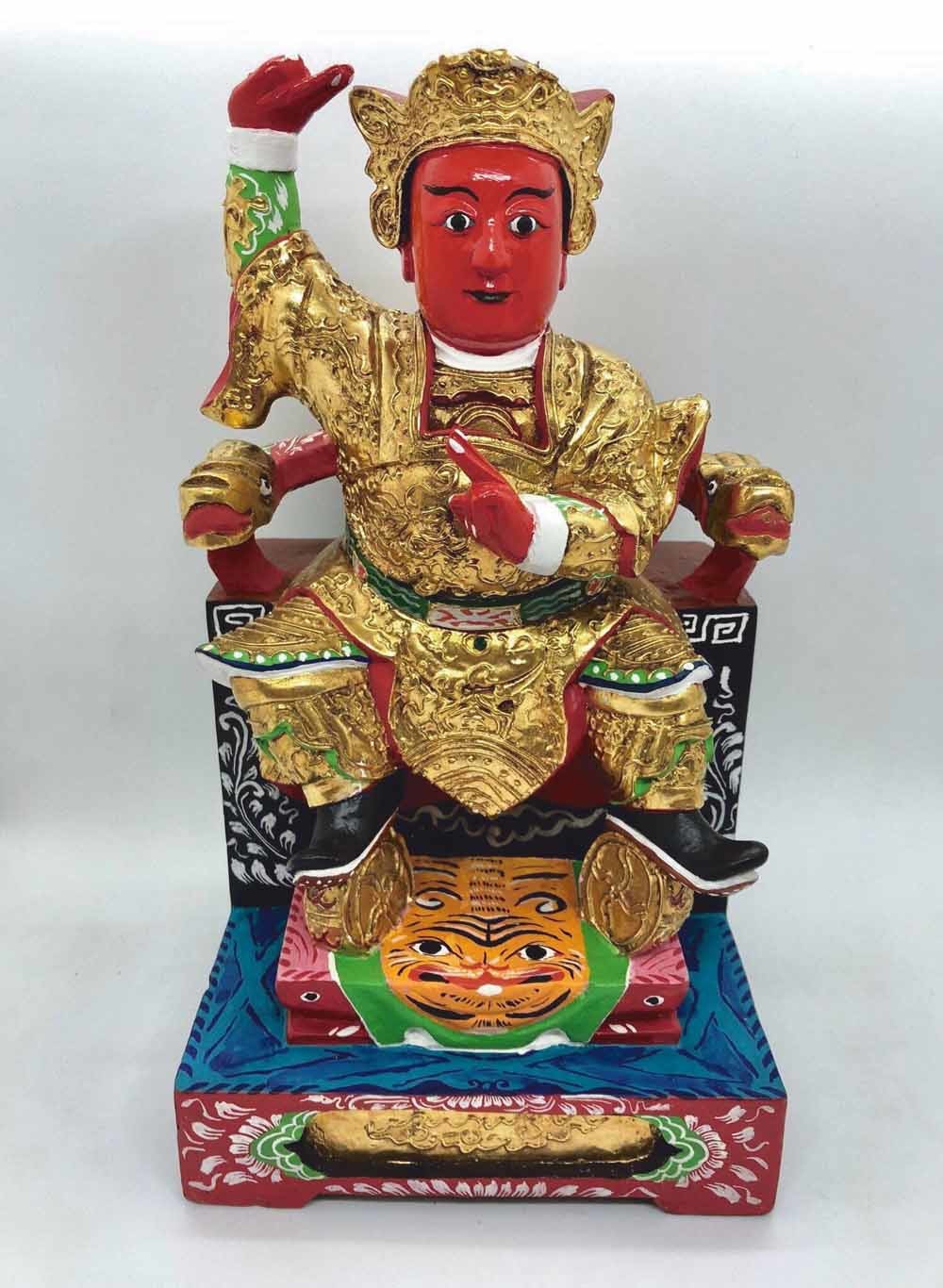 v.l.n.r. Tian Du Yuan Shuai, Guan Yin, Guan Gong (God van de oorlog), Xuan Wu (Donkere Krijger), Ne Zha (Derde Prins)