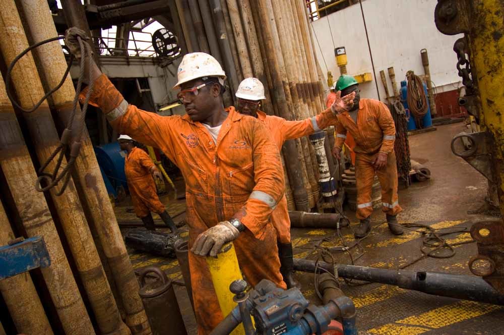 Mede dankzij machtige vrienden van Pa in Beijing kon zijn syndicaat Queensway een vliegende start maken in de olie- en de infrastructuursector van Angola. Het land is een belangrijke olieleverancier aan China. – © Vanessa Vick / HH