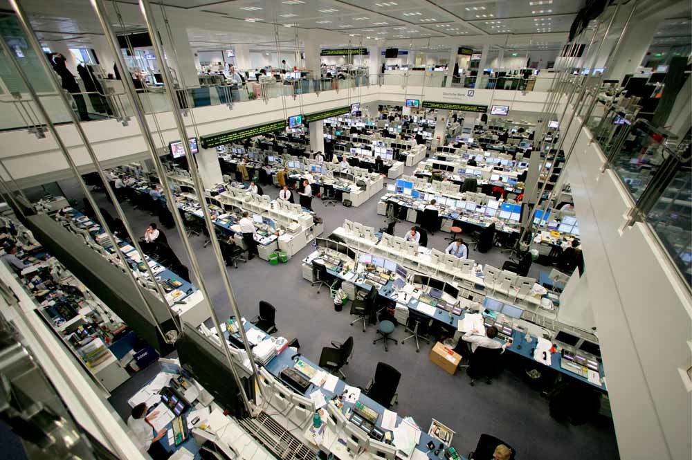 De Trading Room van de Deutsche Bank. – © Ulrich Baumgarten / Getty Images