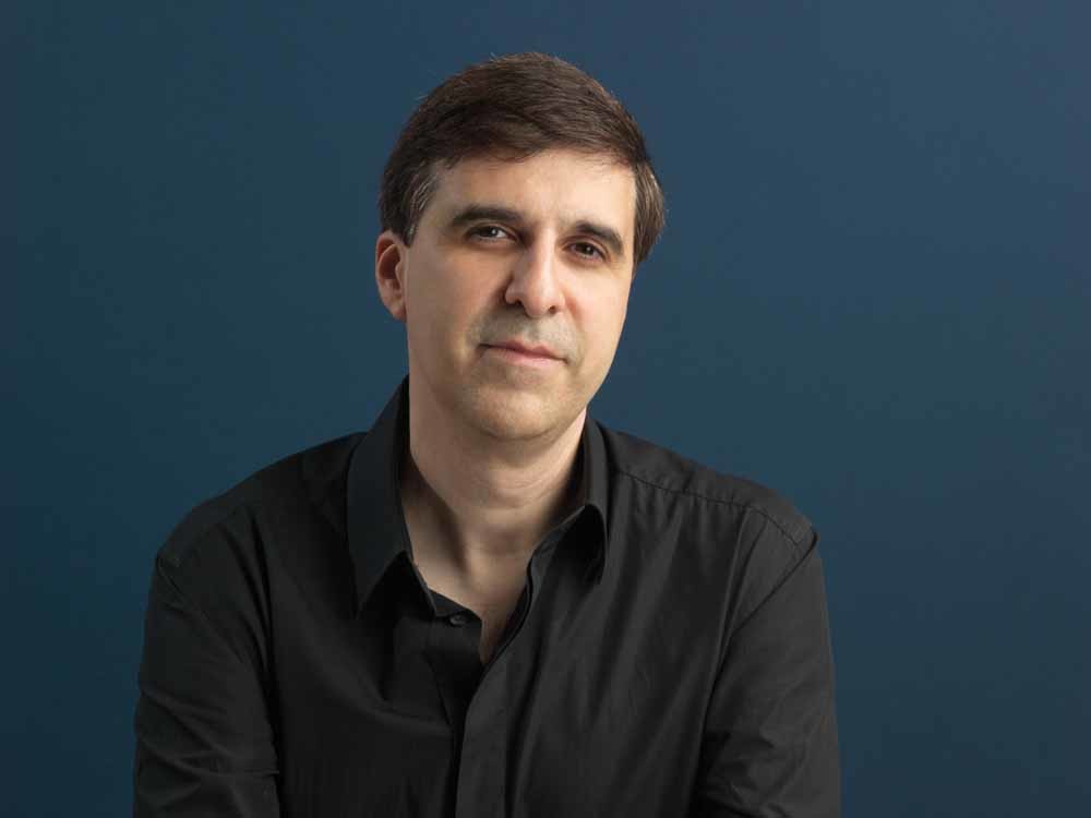 Vinde Mendoza.