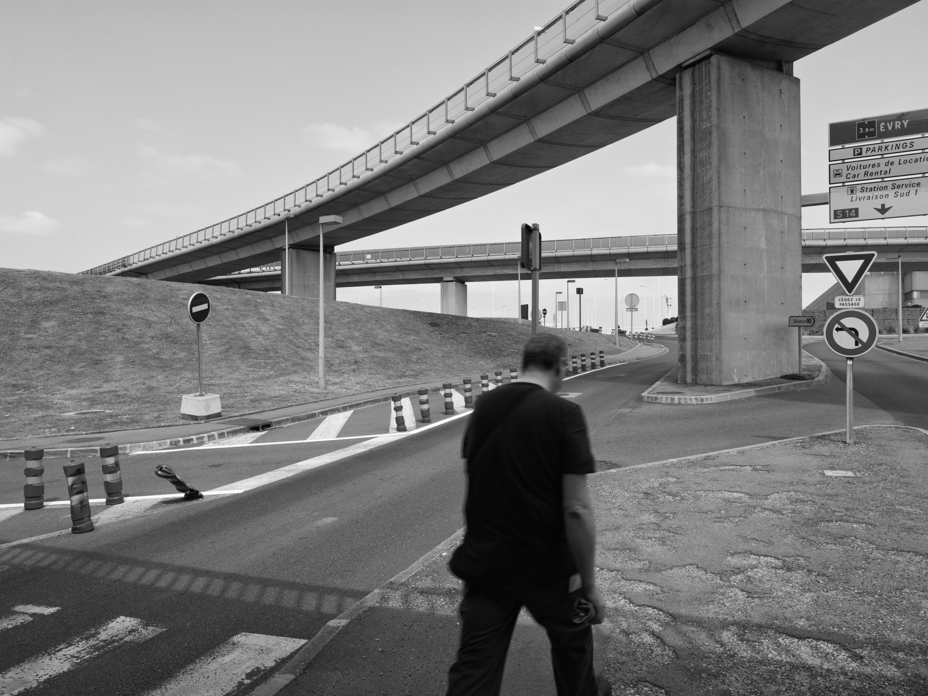 Porte de Thiais. De Franse terrorist Amedy Coulibaly werd in het geheim begraven op een begraafplaats in Thiais. – © Pierre-Olivier Deschamps / Hollandse Hoogte