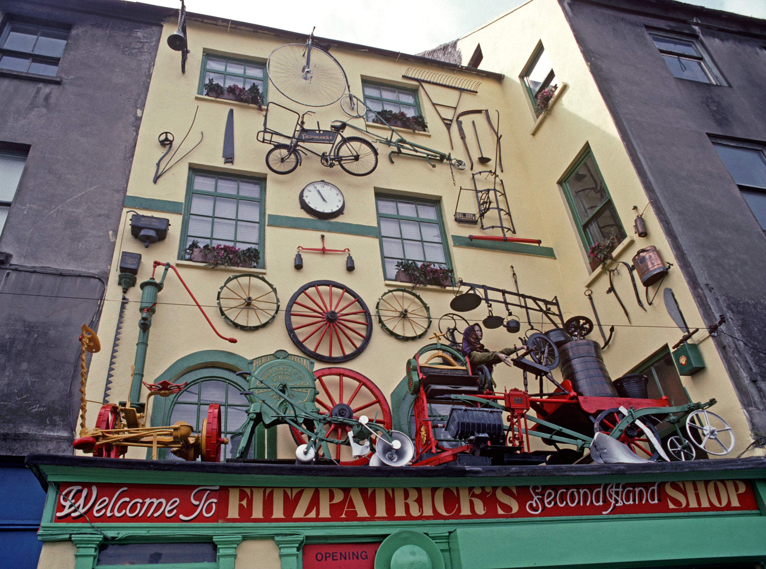 Een winkel uit de oude tijd in Cork. – © Alain Le Garsmeur / Getty Images
